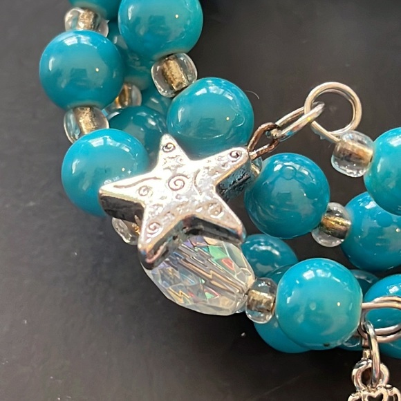 Wire wrap bracelet w/Cross Star glass beads - Picture 5 of 7